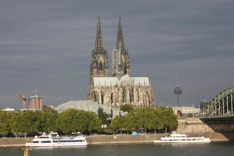 Die Leistungen Von Notar Mülheim Köln